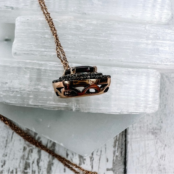 ✗ SOLD ✗ - Picture 3 of 6